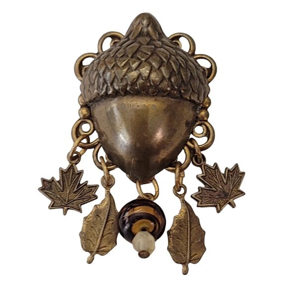 Unbranded Jewelry - Brassy Gold Tone Acorn Leaf Bead Charm Brooch Pin E674